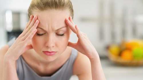 Стресс усиливает головную боль