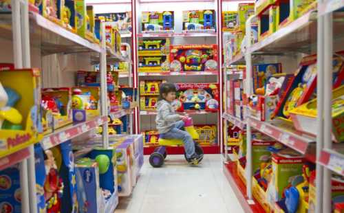 Как покупать безопасные детские игрушки дешевле